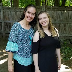 Meet your Posher, Angelika